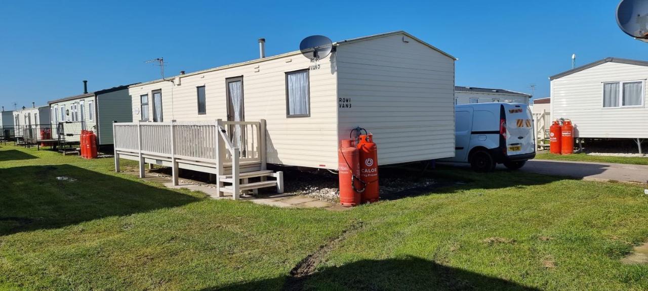 شقة Lovely Caravan At Ingoldmells Just Behind Sealands المظهر الخارجي الصورة